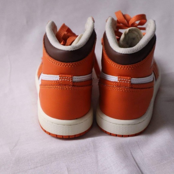 Nike Air Jordan 1 Mid GS Youth Size 1.5Y Orange White Basketball Sneakers - Picture 3 of 8